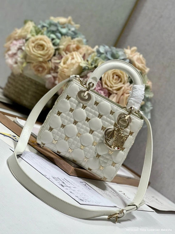 Tony Luxuries LADY DI0R-20CM 0725